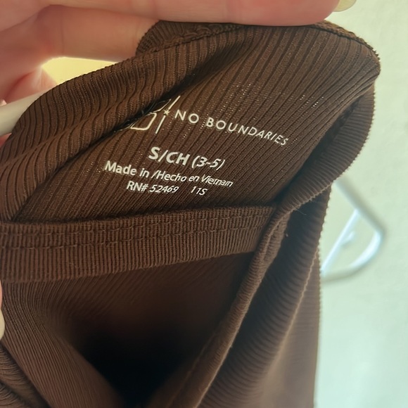 No Boundries tank top bundle (4) - Picture 7 of 8